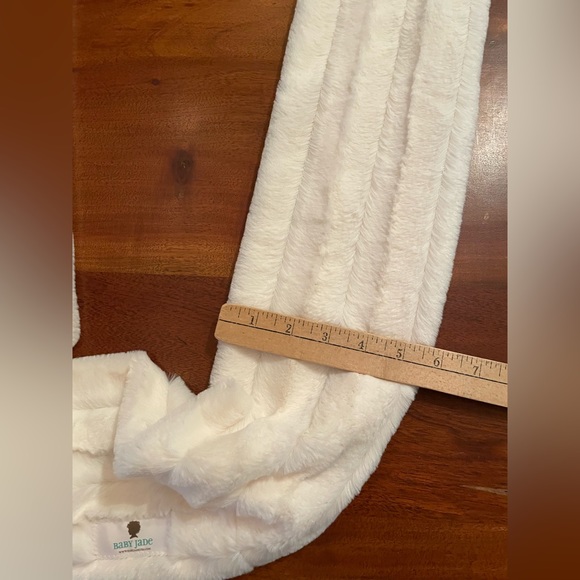 Baby Jade Deluxe Faux Fur Infinity Scarf - EUC - Picture 3 of 3